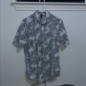 H&M Black and White Casual Button Down Shirt